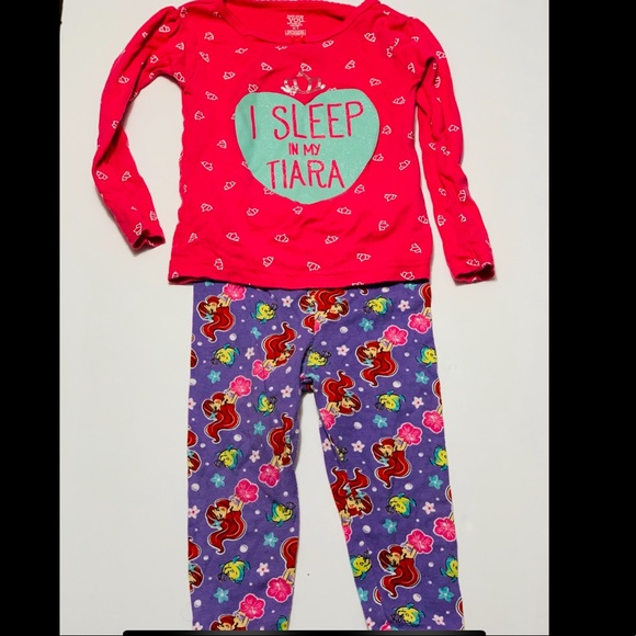 4 lot 18-24month toddler pajamas - Picture 8 of 8